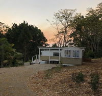 Poppy Luxe Caravan in the Byron Bay hinterland - Accommodation BNB