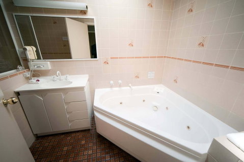 Posthouse Motor Lodge - Accommodation BNB 2