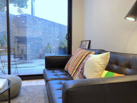 Pride Bentleigh Apartment With Private Garden - Accommodation BNB 1