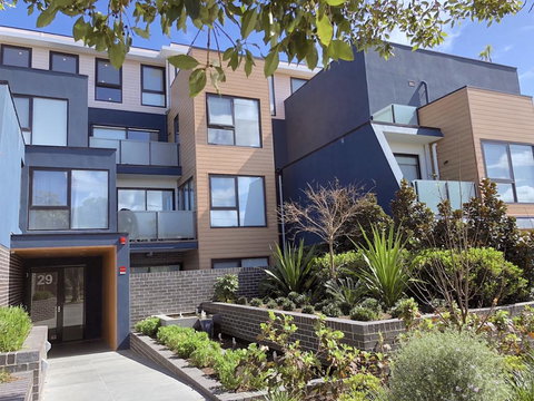 Pride Bentleigh Apartment With Private Garden - Accommodation BNB 3