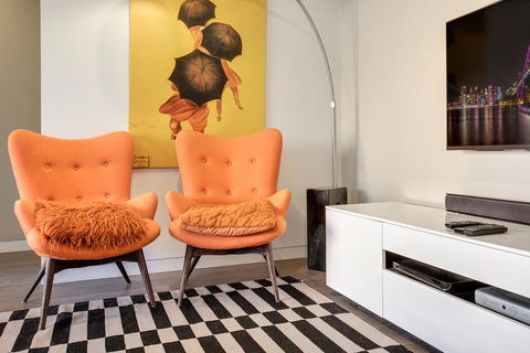 Professional Apartment 15 Minutes From CBD - Accommodation BNB 1