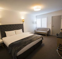Quays Hotel - Accommodation BNB