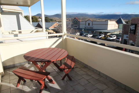 Razorback 1 - Razorback Plaza Jindabyne - Accommodation BNB 0