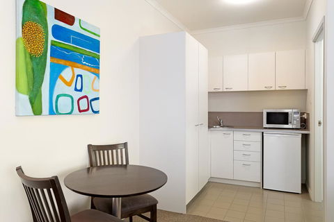 Redcliffe Motor Inn - Accommodation BNB 3