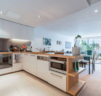 Relaxed Apartment In Camperdown - Accommodation BNB