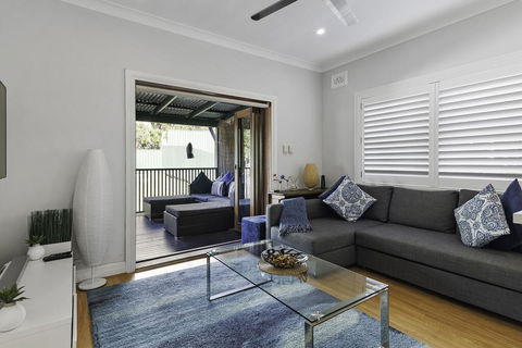 Rent Two Beach Units As One - Stay With Family - Accommodation BNB 2