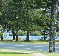 River Breeze 60 Wooli Street Yamba. Linen - Unlimited Wi-Fi Just listed. - Accommodation BNB