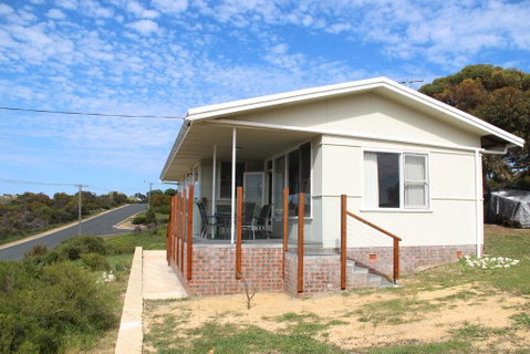 River Panorama Beach House - Accommodation BNB 1