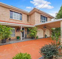 Riverside Haven - boating fishing beach cafes in walking range - Accommodation BNB