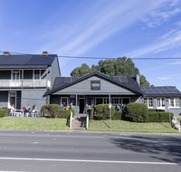 Robertson Public House and Kitchen - Accommodation BNB
