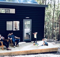 Robinson Crusoe Tiny House - Accommodation BNB