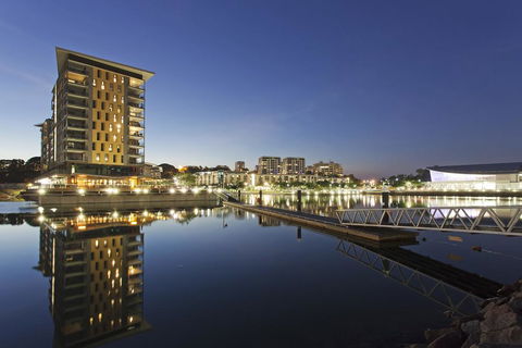 Saltwater Suites - 1,2 & 3 Bed Waterfront Apartments - Accommodation BNB 0