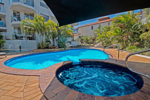 Sandcastles On Currumbin Beach - Accommodation BNB 1