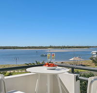 Sandcastles On The Broadwater - Accommodation BNB