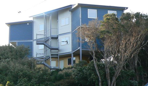Sandy Point Beach Escape 2 Bedroom Apartment - Accommodation BNB 0