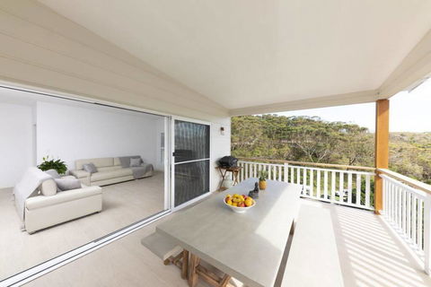 Seal Rocks Beach House ....Sugarloaf - Accommodation BNB 0