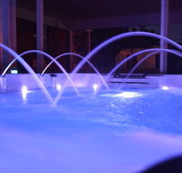 Semaphore Sea Breeze - Family Beach-Heated Pool Holiday - Accommodation BNB