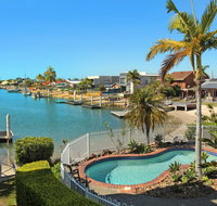 Serenity Waters 6 - Pristine 2 BDRM Apt with Water Views - Accommodation BNB
