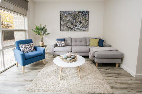 Shepparton Lakeside Serviced Apartment - Accommodation BNB 0