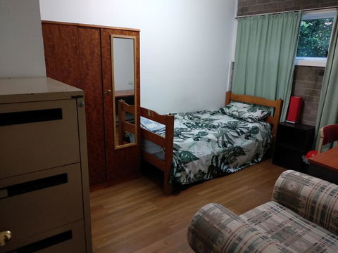 Single Room In Wollongong Near Uni - Accommodation BNB 0