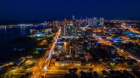 Sky Broadwater Apartments - Accommodation BNB 3