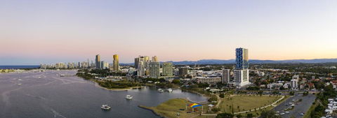 Sky Broadwater Apartments - Accommodation BNB 1
