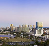 Sky Broadwater Apartments - Accommodation BNB
