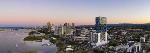 Sky Broadwater Apartments - Accommodation BNB 2