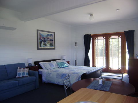 Sleepy Hollow Hideout - Hideout 1 - Accommodation BNB 2