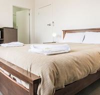 Somerset Hotel - Accommodation BNB