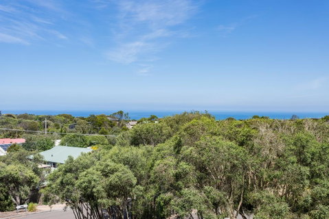 Sophisticated Contemporary Coastal Living With Sweeping Views In Cape Schanck - Accommodation BNB 1
