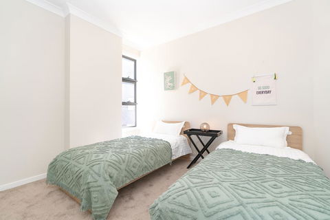 SP246-Brandnew Modern Apt In Penrith With Parking - Accommodation BNB 2