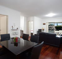 Spacious Family Apartment Close to Olympic Park - Accommodation BNB