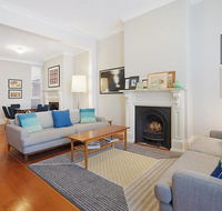 Spacious Victorian With Harbour View Terrace - Accommodation BNB