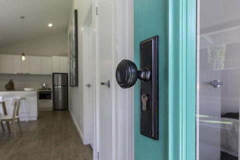 Spring Home - Our Place At Bright - Accommodation BNB 2