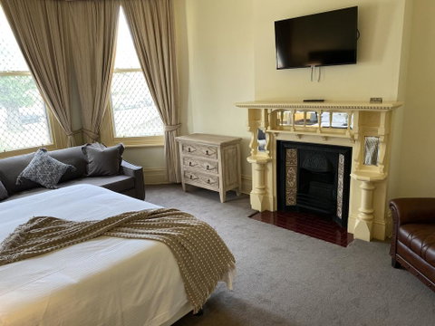 St. Elizabeth's Home - Accommodation BNB 2