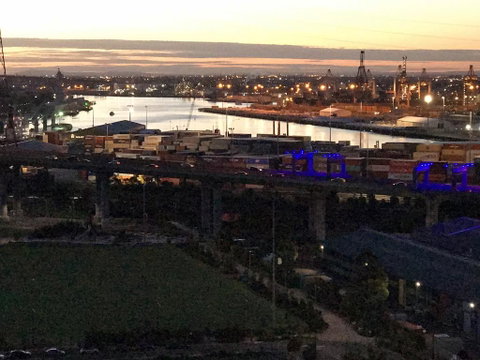 StayCentral Docklands Delight - Accommodation BNB 2