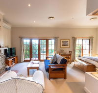 Strathearn Park Lodge - Accommodation BNB