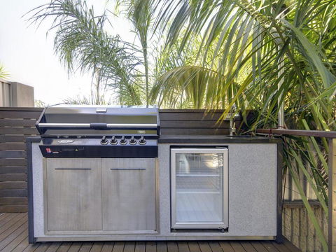 Street Cafe Boutique Accommodation@ Nelson Bay - Accommodation BNB 2