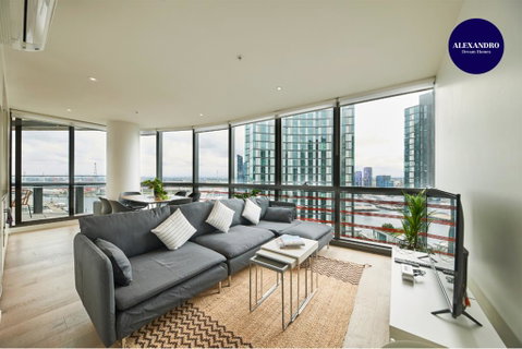 STUNNING 2 BED 2 BATH STYLISH UNIT // FREE PARKING - Accommodation BNB 2