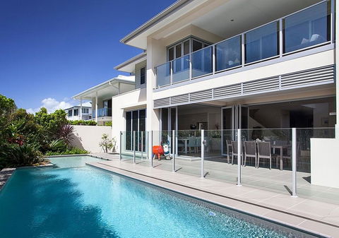 Stunning Beachside Home Minutes From Coolum Beach - Accommodation BNB 0