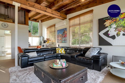STYLISH & RELAXED LAKE HOME // NARRABEEN - Accommodation BNB 0