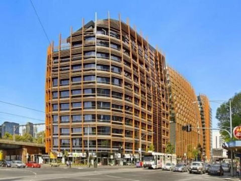 Stylish 1 Bedroom Apartment Amazing City Views - Accommodation BNB 3