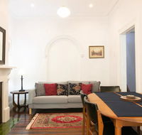 Stylish 3 Bedroom Townhouse in Darlinghurst - Accommodation BNB