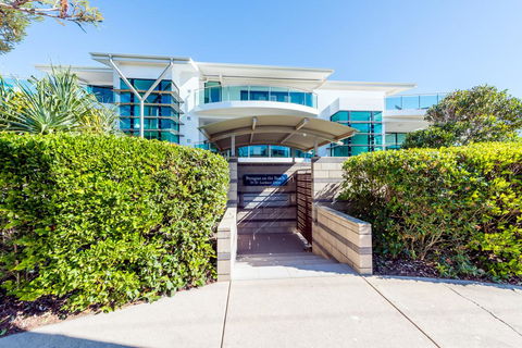 Stylish Beach Side Apartment - Unit 5 - 33 Lorikeet Drive - Accommodation BNB 2