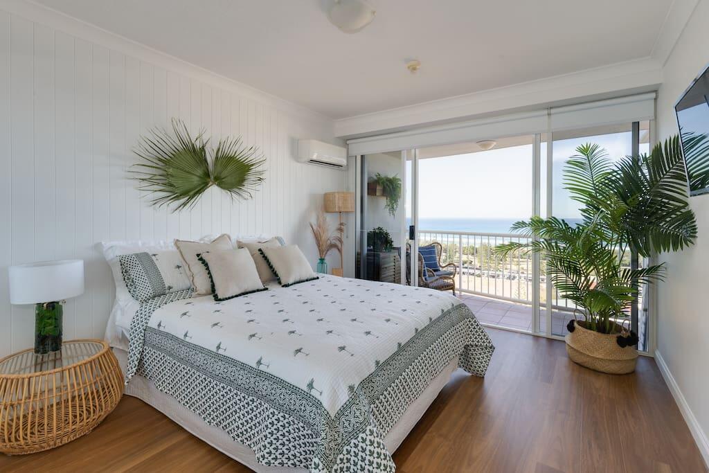 Broadbeach QLD Accommodation BNB