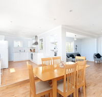 summer dayzNelson Bay - Accommodation BNB