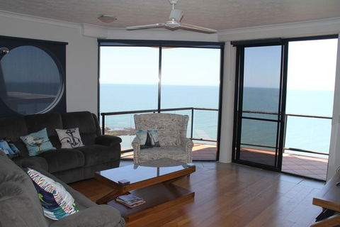 Sunset Sails Redcliffe - Accommodation BNB 3