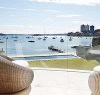 Superb 3 bedroom 2 bathroom first level waterfront - Accommodation BNB