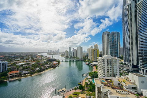 Superb Surfers Paradise Apartment - Top Location! - Accommodation BNB 1